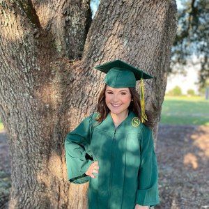 Meet your Posher, Katelyn